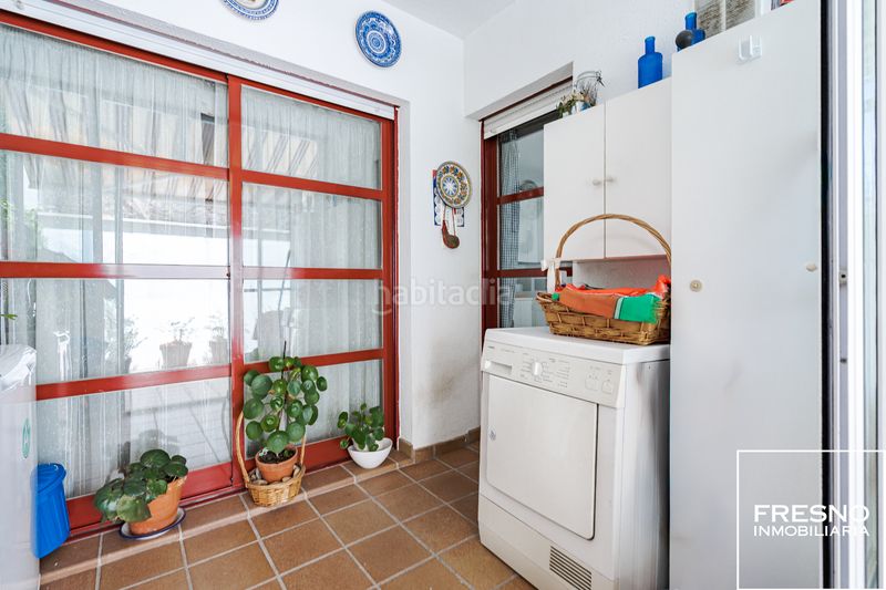 Foto 0f4bf2a1-1443-4431-8371-7bb1c0885275. Xalet amb xemeneia calefacció aparcament a Algete centro Algete