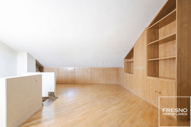 Foto d868c7a4-c661-40dc-a926-4db475b82e41. Xalet amb xemeneia calefacció aparcament a Algete centro Algete