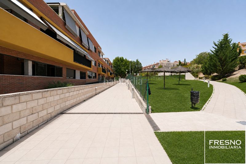 Foto 07950d03-bef7-4771-8c0e-3388fe27b1a7. Àtic amb calefacció piscina a Cobeña