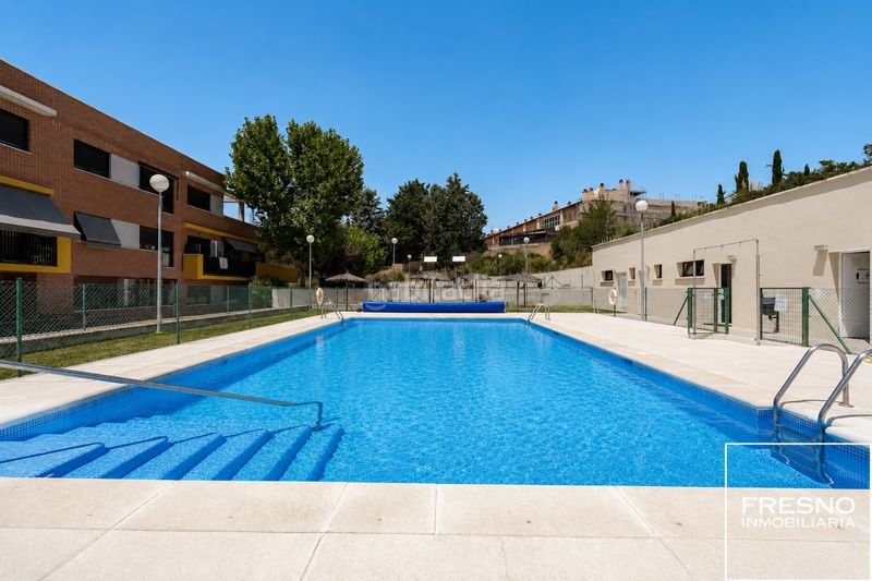 Foto a84542e9-d5a4-40c3-80fa-215493f6ac83. Àtic amb calefacció piscina a Cobeña
