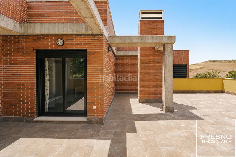 Foto e6038176-00a5-43c2-85b6-c8d2e80c7d23. Àtic amb calefacció piscina a Cobeña