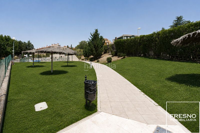 Foto fe8b0f43-fdbb-4cd3-87f6-7fe13dd2e3aa. Àtic amb calefacció piscina a Cobeña