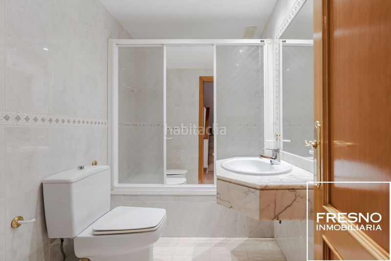 Foto f0a63299-0309-46b4-a78a-60bc6e0dc4c5. Xalet amb calefacció aparcament a Cobeña