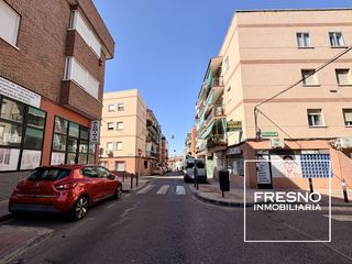 Etagenwohnung  Calle de arsenio fuster. Piso a la venta en alcobendas centro - vivienda para reformar