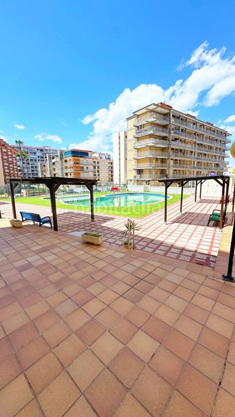 Foto 245de259-2b7d-4431-919c-e1c094ef54b7. Apartament amb piscina a Playa de Gandía Gandia