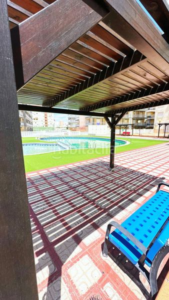 Foto 2df75df2-35b5-407f-ae64-d4fa0aac5fd3. Apartament amb piscina a Playa de Gandía Gandia