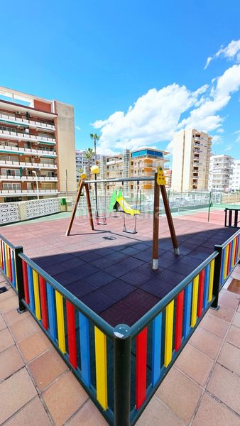 Foto 3d624e6f-5dc0-4f0f-a8c9-452400311577. Apartament amb piscina a Playa de Gandía Gandia