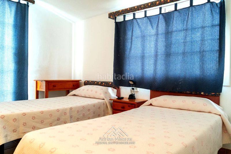 Foto 1e12645b-ce39-41c0-b7d4-ce0c032d65e1. Edifici a Deltebre