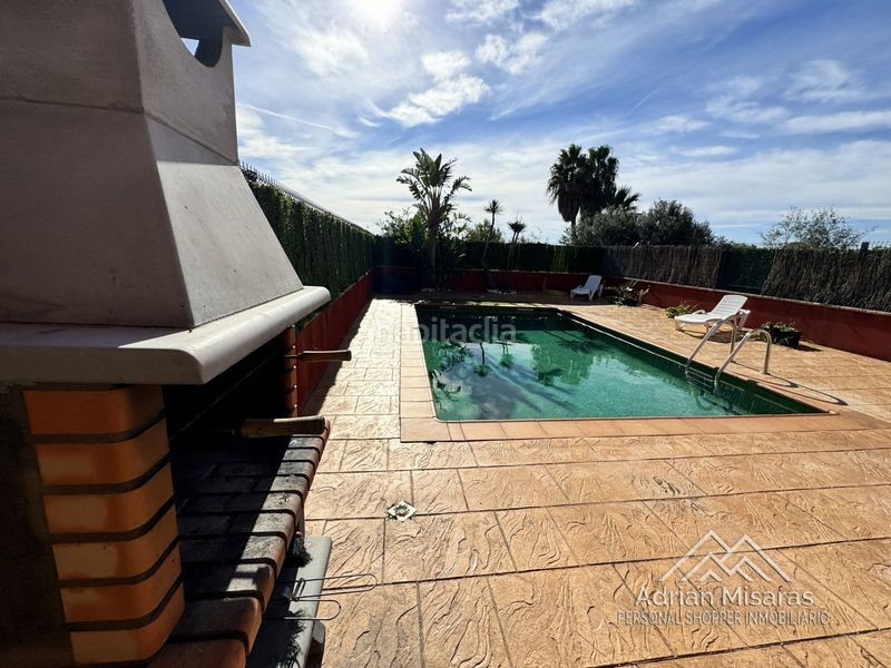 Foto 6cff9797-df44-4016-b213-b56d48fa34be. Casa adossada amb aparcament piscina a Deltebre