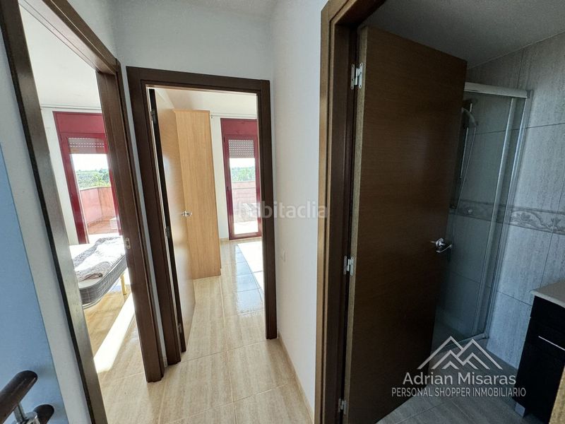 Foto a515975d-339f-4e8b-90eb-4d0cc0052b31. Casa adossada amb aparcament piscina a Deltebre