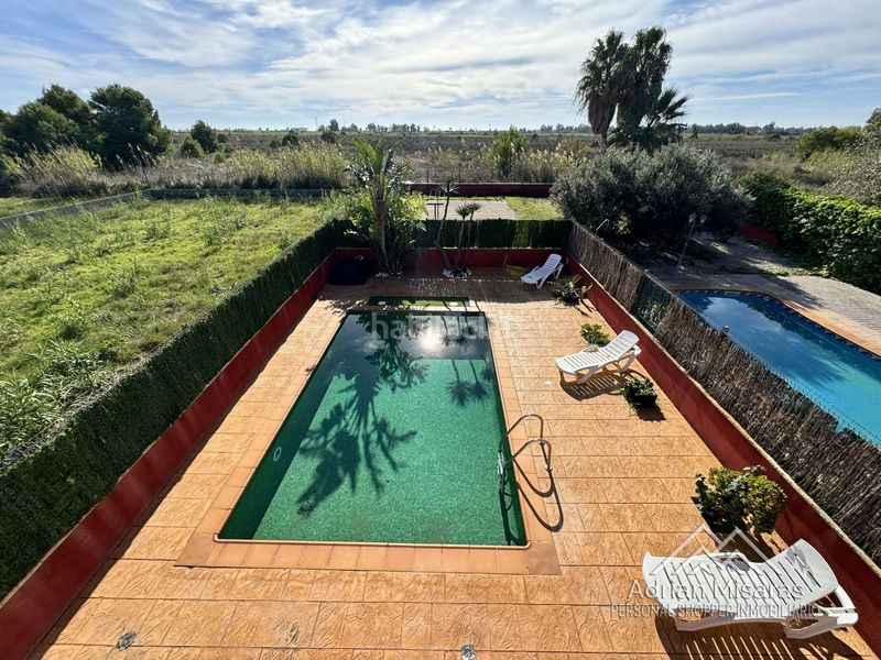 Foto ce94ac13-7129-4dca-ad91-0ab18960e8a0. Casa adossada amb aparcament piscina a Deltebre