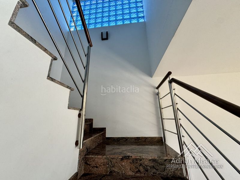 Foto f4785556-9f81-4d4f-a454-8e514417bcf3. Casa adossada amb aparcament piscina a Deltebre