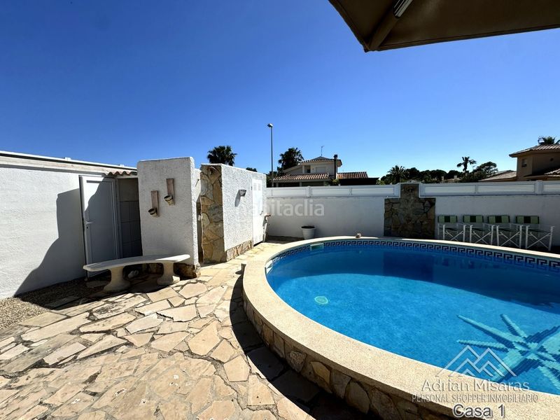 Foto a01e23ba-a9d7-4fd9-8f85-8b947fd163b8. Casa a gavina 29 a Deltebre