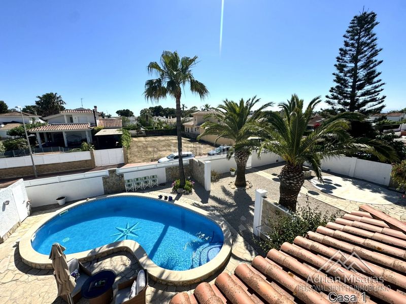 Foto d331da81-a99a-467a-bf5f-b7f0a35ecab6. Casa a gavina 29 a Deltebre