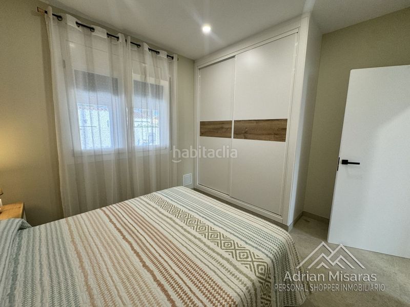 Foto a9edf11d-5c84-4fd0-872b-cfeab9d42dc4. Chalet with heating parking pool in Deltebre