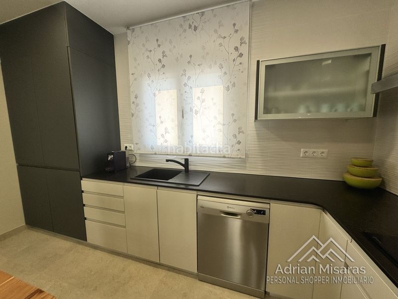 Foto c22776a0-7c63-4dcb-9c12-f31acd975355. Chalet with heating parking pool in Deltebre