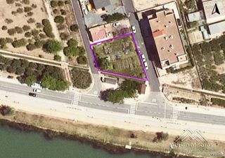 Terreny residencial  Magallanes. Parcela en el paseo fluvial