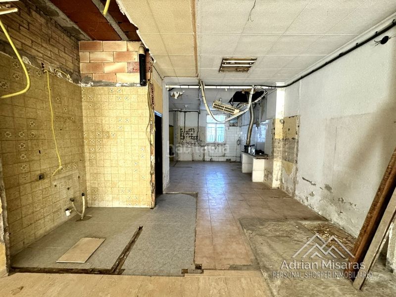Foto 207251a0-ae62-424f-9a21-2e145a609271. Local comercial a Deltebre