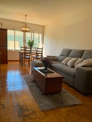 Pis a La Salut. Finca regia con parking junto al parc g�ell | 130 m� para reinve