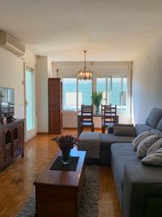Piso en La Salut. Finca regia con parking junto al parc güell | 130 m² para reinve