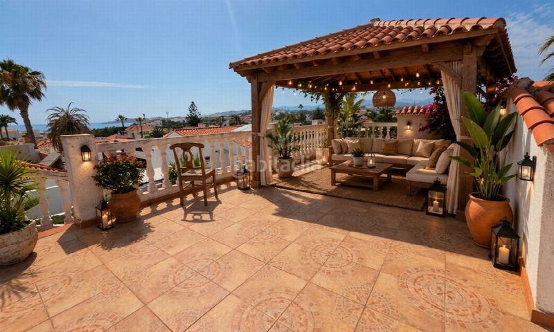 Foto 3b8b6db0-c6e0-4e09-9dbe-cf9fd1d6ec8e. Casa amb piscina a Las Flores Mijas