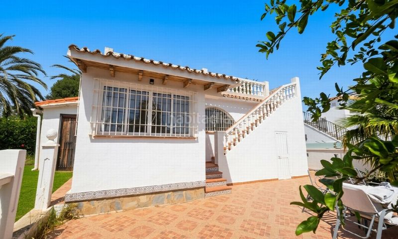 Foto 60b01cd0-f6dc-45b9-8974-77797d562621. Casa amb piscina a la cala Mijas Mijas