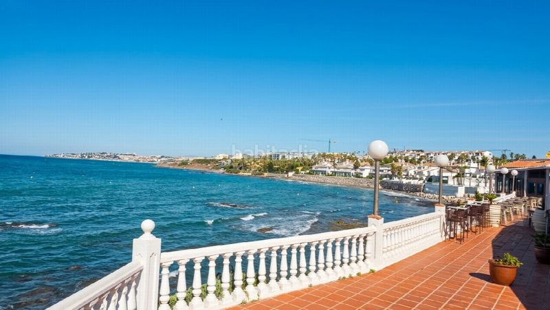 Foto 7464a45b-a995-4797-8e6f-3f1771acb695. Casa amb piscina a la cala Mijas Mijas