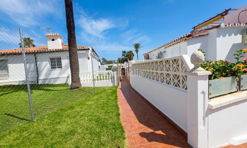 Foto d6e0d9e9-5e27-4747-bdee-1ad9a3d96b25. Casa amb piscina a la cala Mijas Mijas