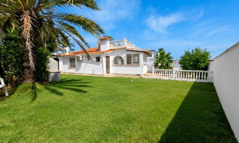 Foto e413ae2b-2e23-4f1c-aa00-e3f37c77f14f. Casa amb piscina a la cala Mijas Mijas