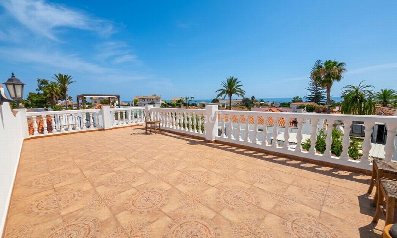 Foto f1e7d902-7a37-4be4-b0b5-2560d4c5a192. Casa amb piscina a la cala Mijas Mijas