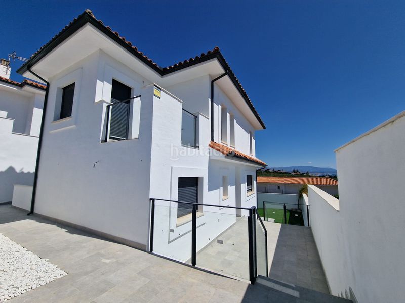 Foto fd81b0b2-4819-465d-aa18-2b8fbaa83cbf. Casa amb aparcament a Manilva pueblo Manilva