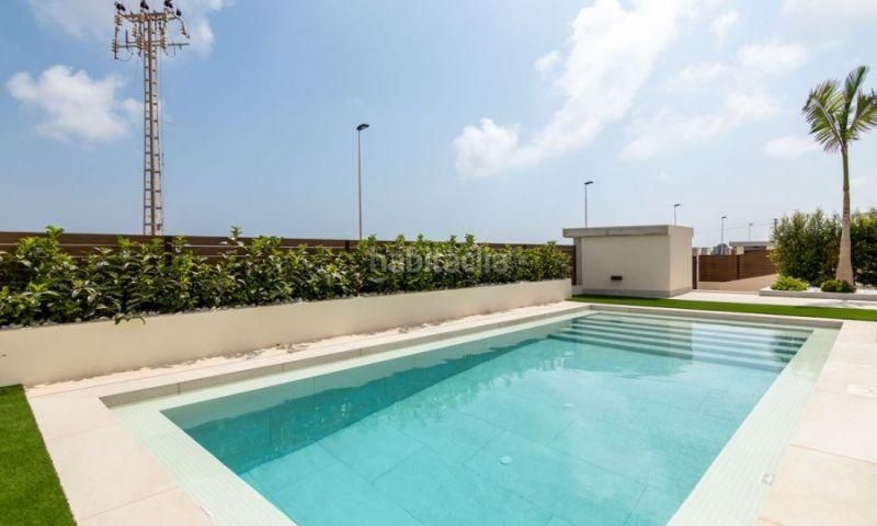 Foto f2c70aa5-831c-4781-bc02-7ecc0732ed19. Casa amb piscina a Los Balcones-Los Altos Torrevieja
