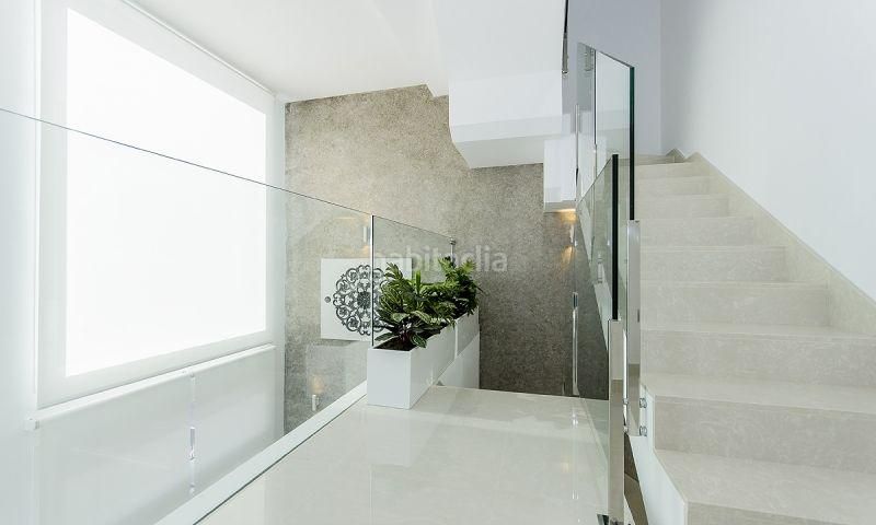 Foto 51ad6d07-7073-42f2-a671-13d9bb1e64a1. Casa amb piscina a Rojales