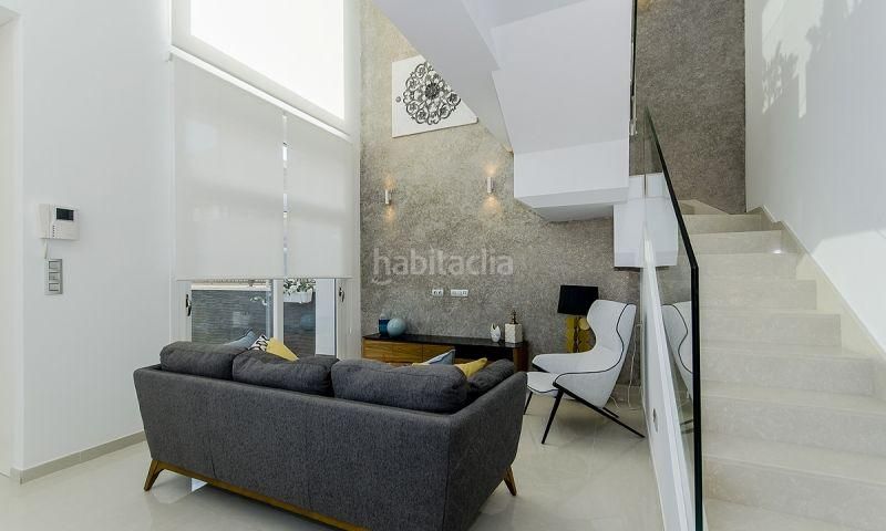 Foto cf8b08d2-cd90-472d-b018-18b66bcaa4a9. Casa amb piscina a Rojales