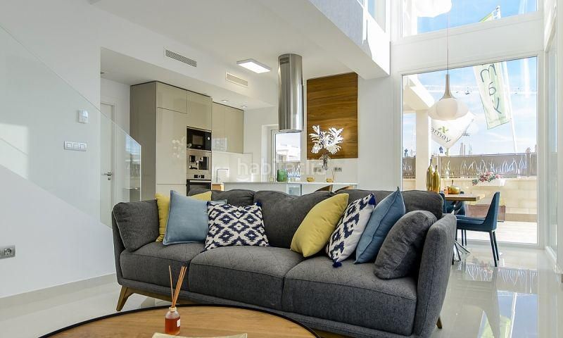 Foto d6e213f7-2d59-405c-bbac-8162ab1e8841. Casa amb piscina a Rojales