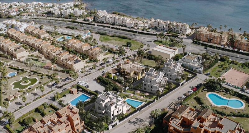 Foto 951f07fb-056b-4a45-b0a2-947d89004266. Àtic a Centro Estepona