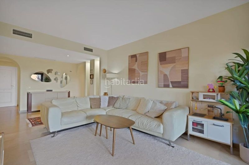 Foto 909c11b4-7876-47b1-b59b-e7a99609090f. Apartament a La Duquesa Manilva