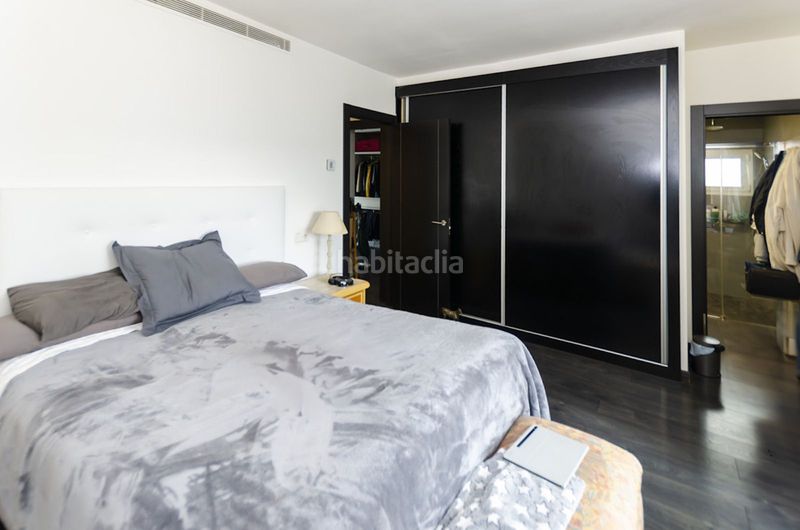 Foto cbd88eee-95fa-4aa5-b348-d39a4f2ef954. Àtic a Puerto Banús Marbella