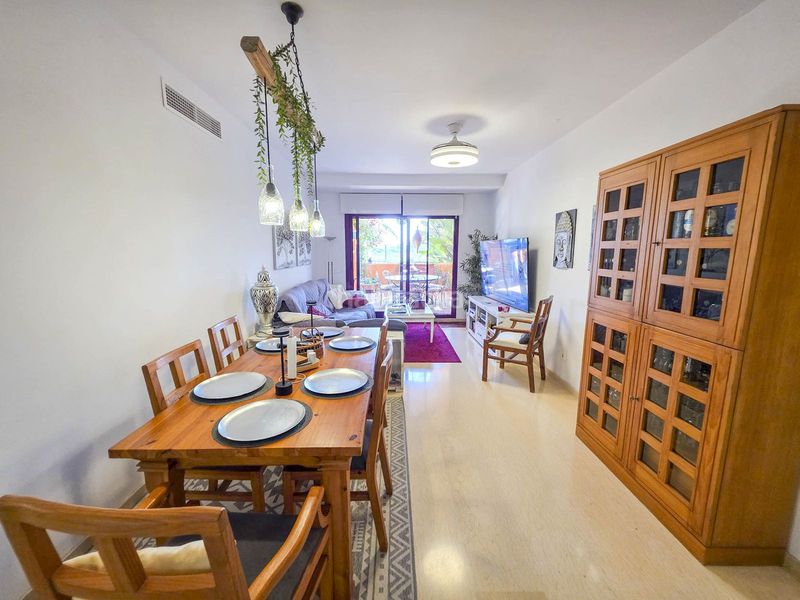 Foto fa0f67fa-b1d2-41d2-9be0-c66368a66d37. Apartament a La Duquesa Manilva