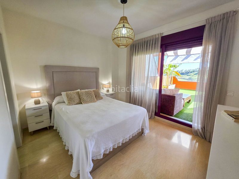 Foto 75d84f65-29fd-4756-8c72-13a5480d7b8a. Apartament amb aparcament a La Duquesa Manilva