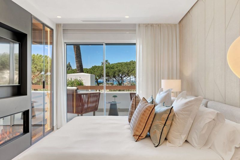 Foto d865e0fb-8b30-4c0b-a95f-27799230a54c. Apartament a Las Lomas de Río Verde Marbella