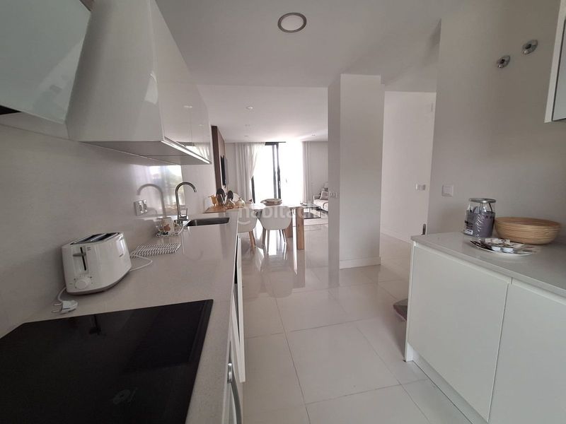 Foto 4eeb46c8-3f95-4e7a-b79e-c7292d7de641. Apartamento en Manilva pueblo Manilva