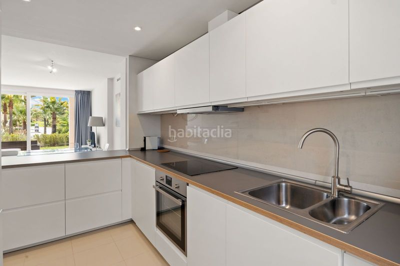 Foto 20498805-d101-4c21-a9f0-290ed412c1b2. Apartament amb aparcament a Zona Calvario Estepona