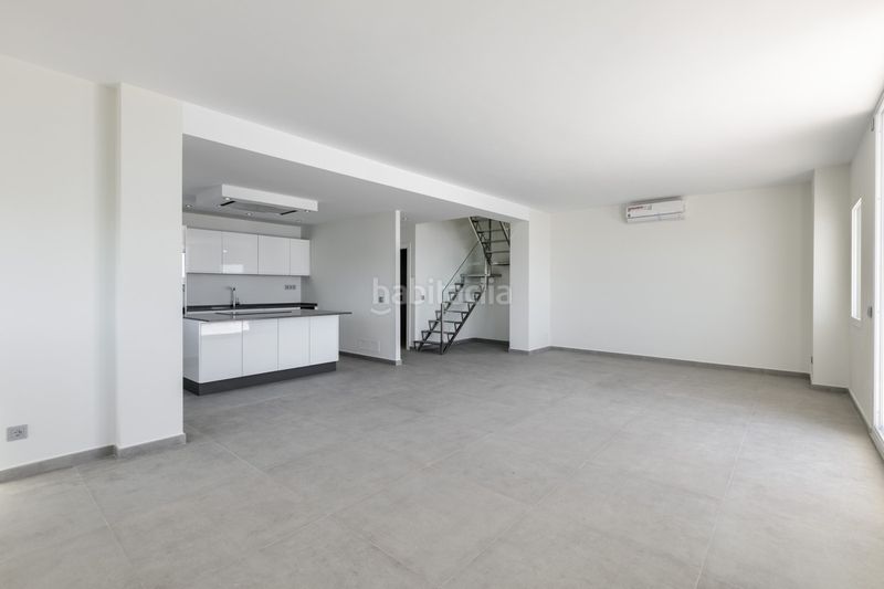 Foto 23008fd1-18e6-46da-ad62-bf26c1210c67. Apartamento en Zona Calvario Estepona