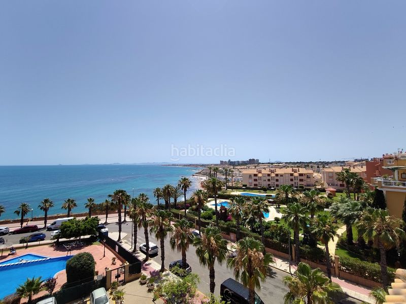 Foto 4f416015-fc35-4bf4-83ee-446cf6a0508d. Apartament amb aparcament a Cabo Roig Orihuela