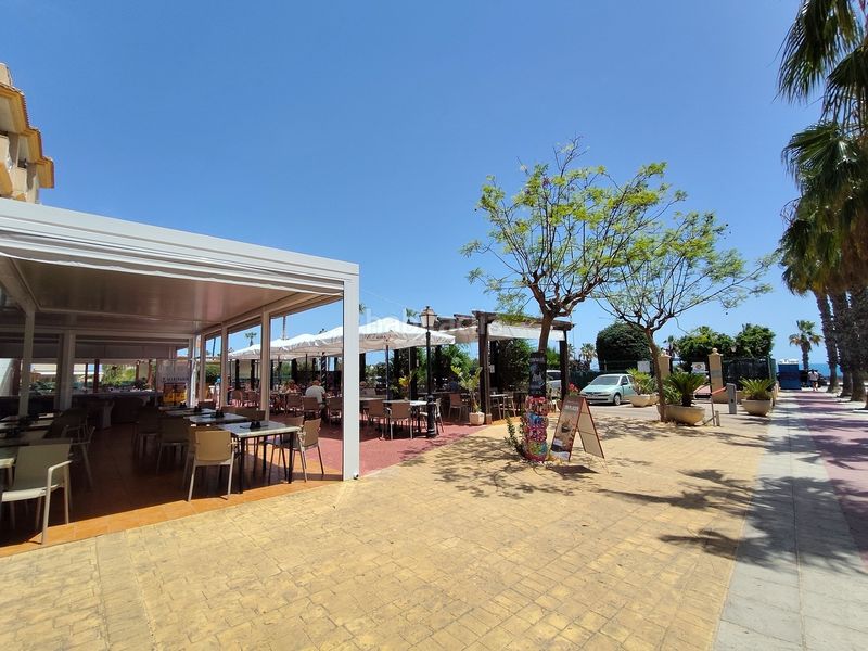 Foto c78ff752-e833-4296-9069-7ae4e411d848. Apartament amb aparcament a Cabo Roig Orihuela