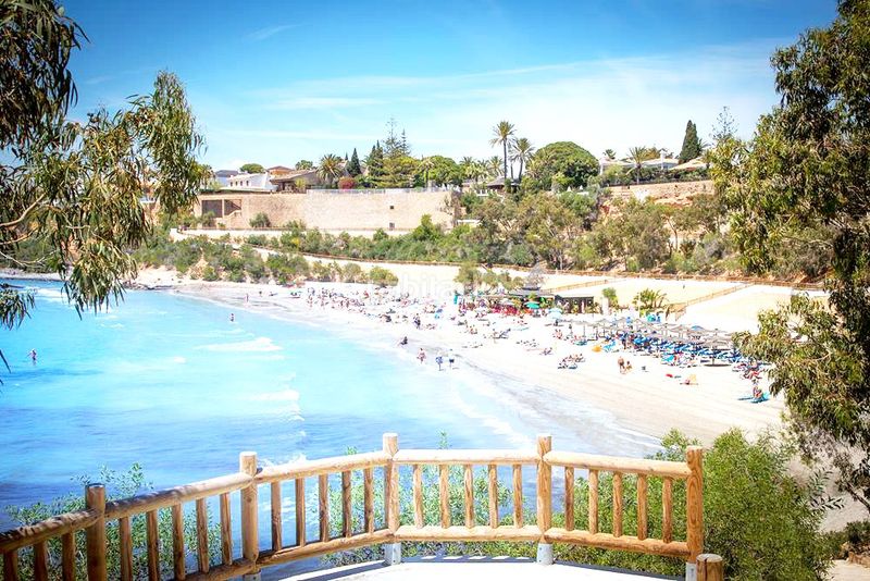 Foto fff3eebc-b9a1-41ee-81bb-a2253d1f2848. Apartament amb aparcament a Lomas de Cabo Roig - Los Dolses Orihuela