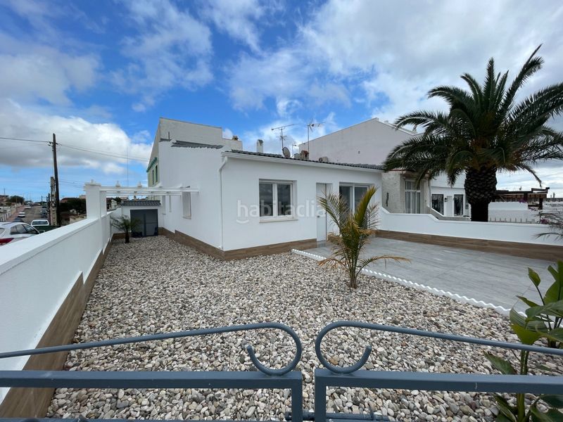 Foto 0b06081d-eb49-4032-a645-2903debe9064. Casa a Almoradí