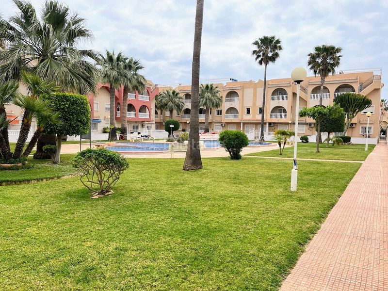 Foto 17e8e635-f95c-4488-9bc8-97942ce8458e. Apartament amb piscina a Centro Alcázares (Los)
