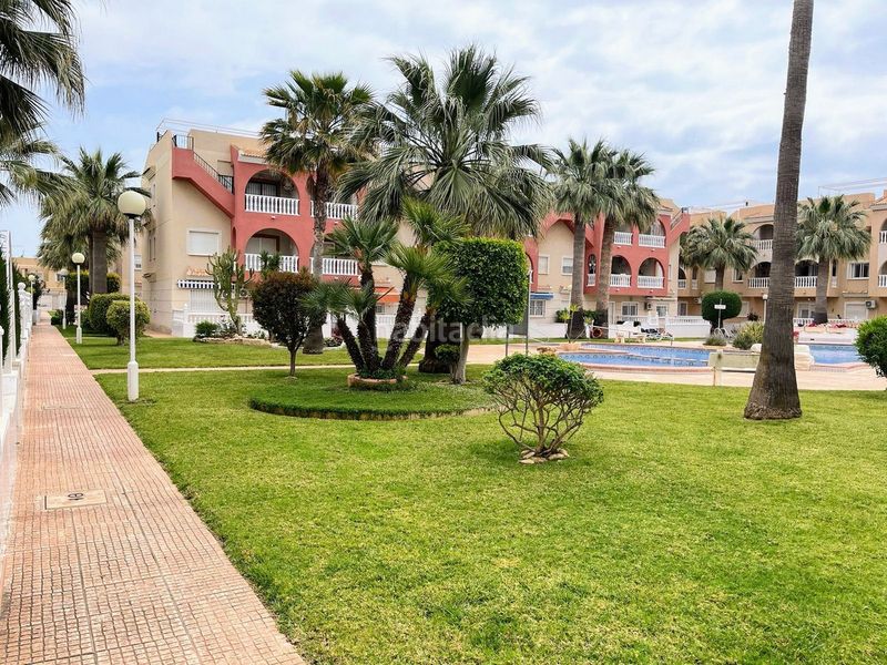 Foto 1e948160-106e-4646-8e2f-165bd4a12239. Apartament amb piscina a Centro Alcázares (Los)